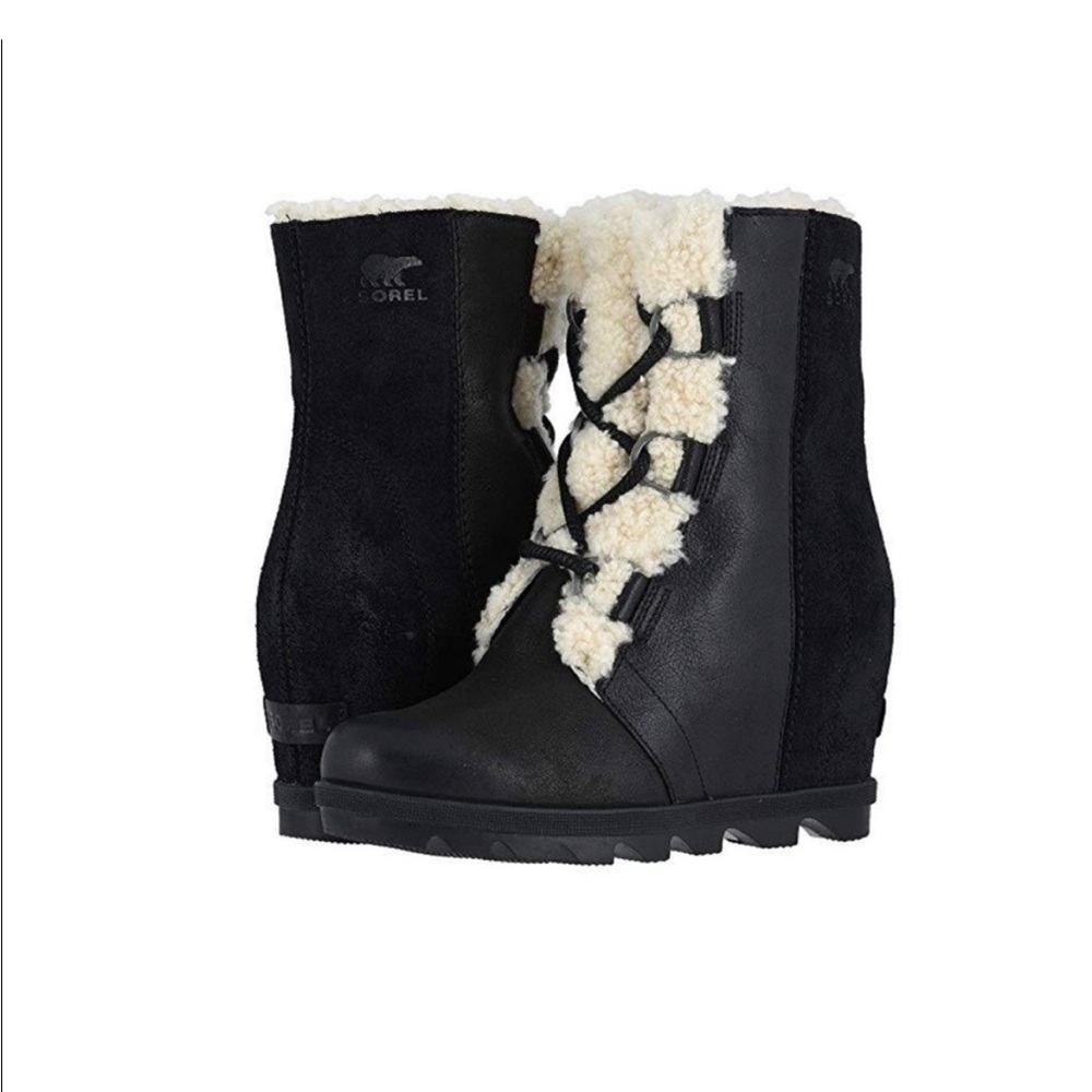 Joan of Artic Wedge Boot ii